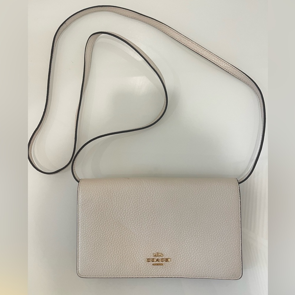 Coach White Pebble Leather Wallet Bag